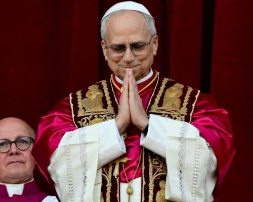 Vaticano diz que papa Leão receberá alta hospitalar neste sábado