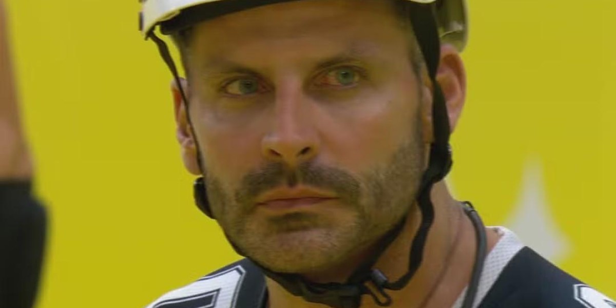 Henri Castelli deixa o BBB após crise convulsiva