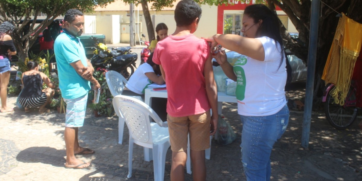 Prefeitura realiza dia "D" de Vacinação contra a Poliomielite e Multivacinação em Gonçalves Dias