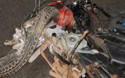 Motociclista fica gravemente ferido após colisão com carro na BR-316, em Timon