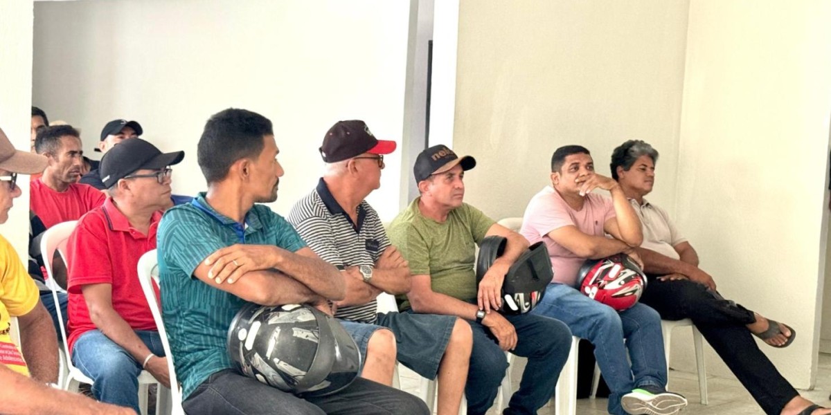 Reunião de planejamento é realizada com seguranças dos equipamentos sociais da Prefeitura de Caxias
