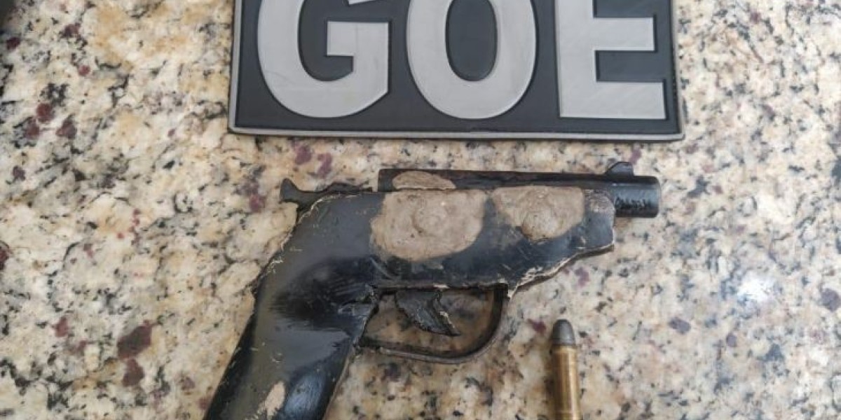 GOE apreende adolescente com arma de fogo no bairro Pirajá