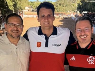 Dr. Orlando participa de vaquejada em Colinas ao lado de Orleans Brandão e lideranças políticas