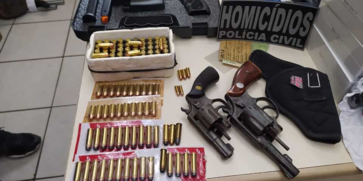 Operação policial apreende armas e munições em Caxias