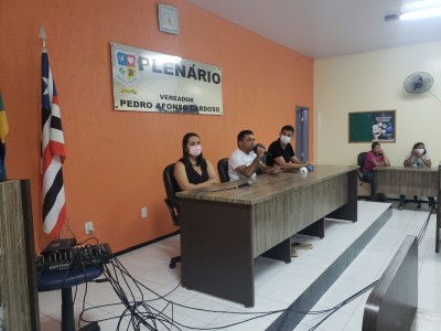 Prefeito de Gonçalves Dias se reúne com secretários e comerciantes locais para definir novo decreto  