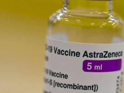 Anvisa recomenda suspender aplicação de vacina AstraZeneca/Oxford em gestantes