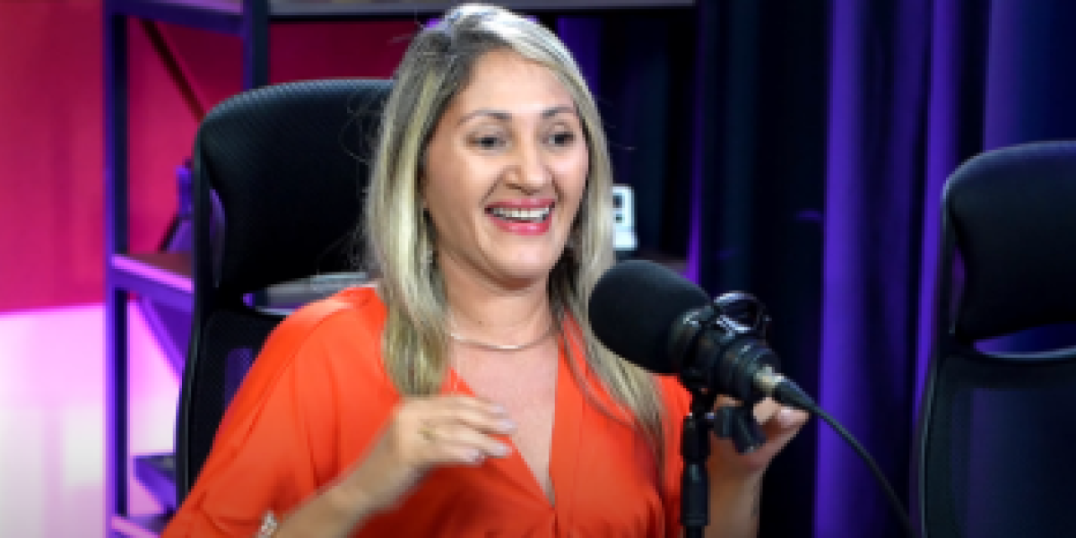 durante entrevista, a vereadora Reneia Ferreira Fala sobre o atual cenário político em Aldeias Altas