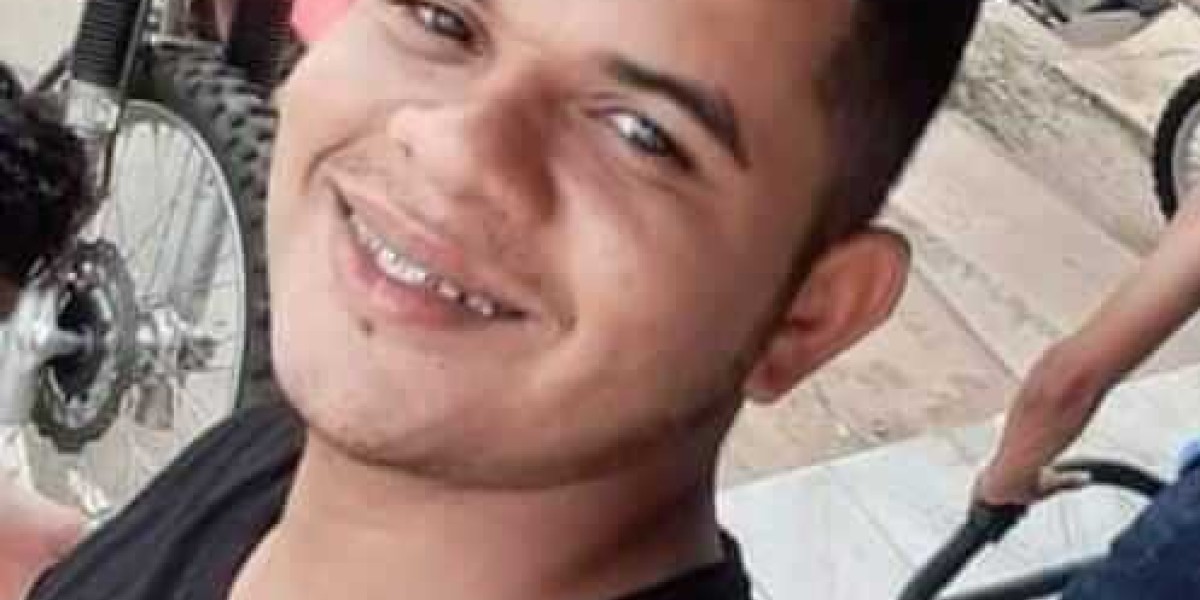 Jovem é morto a facadas em Caxias