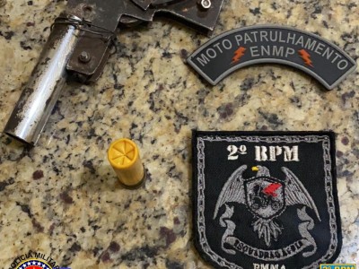 Esquadrão Águia realiza prisão de dupla e retira mais uma arma de fogo de circulação em Caxias