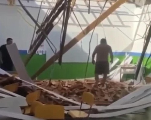 Teto de escola desaba, deixa aluno e professora feridos e suspende aulas em Morros