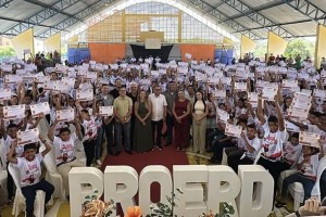 Parnarama celebra formatura de estudantes no PROERD e reforça compromisso com a educação preventiva