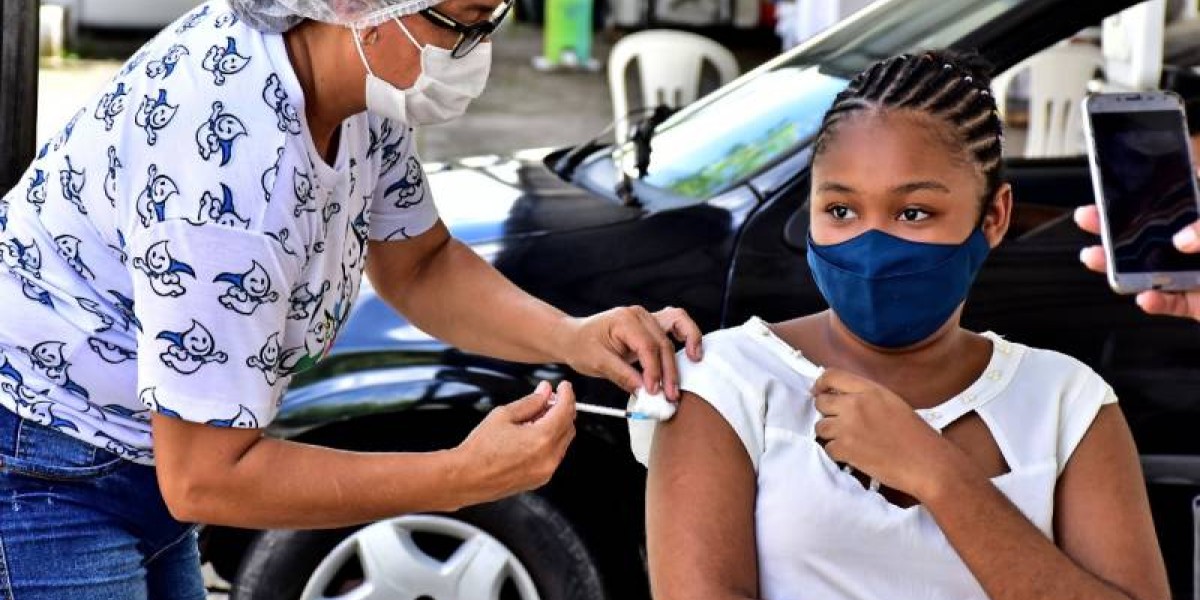 Vacinação de adolescentes de 12 anos acontece nesta sexta-feira em São Luís