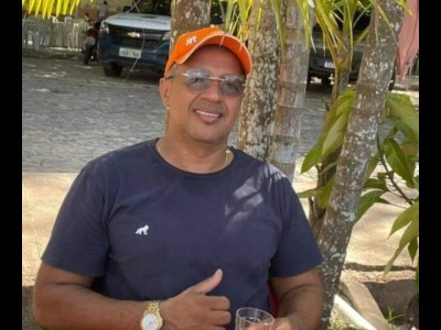 Homem morre asfixiado dentro de veículo em Caxias