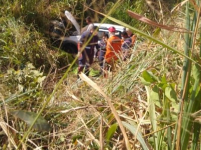 Idosa de 70 anos morre após veículo tombar em rodovia na saída de Timon