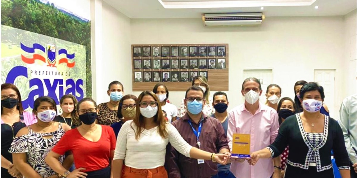 Equatorial Maranhão entrega para Prefeitura de Caxias placa de reconhecimento pelo desempenho no programa Tarifa Social de Energia elétrica