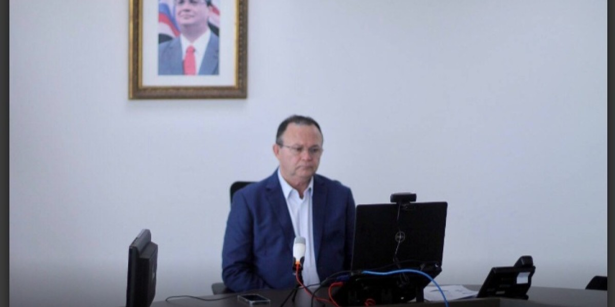 Carlos Brandão dialoga com Embaixada da China sobre fornecimento de vacinas para o Maranhão