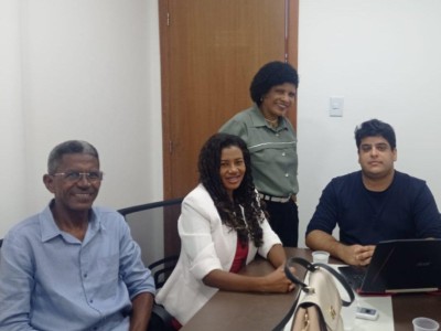 Prefeita Lacerda se reúne na Secretaria de Estado em São Luís, em buscando melhorias para São João do Soter