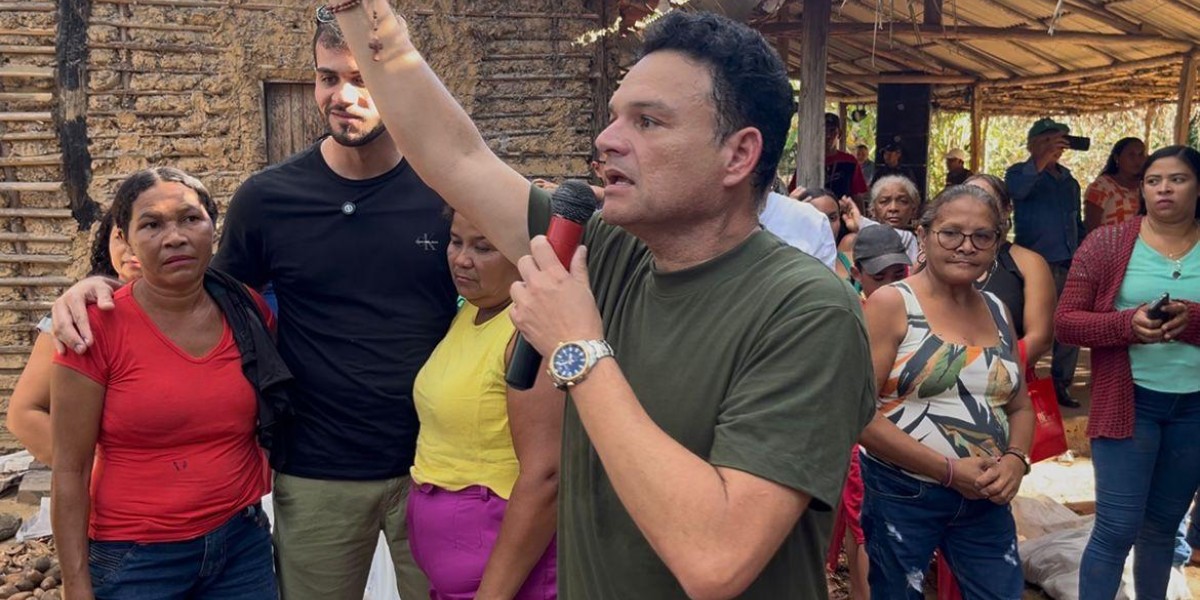 Vereador Durval Júnior, prefeito Gentil Neto e deputada Daniella prestigiam Concurso das Quebradeiras de Coco no povoado Inhuma, em Caxias 