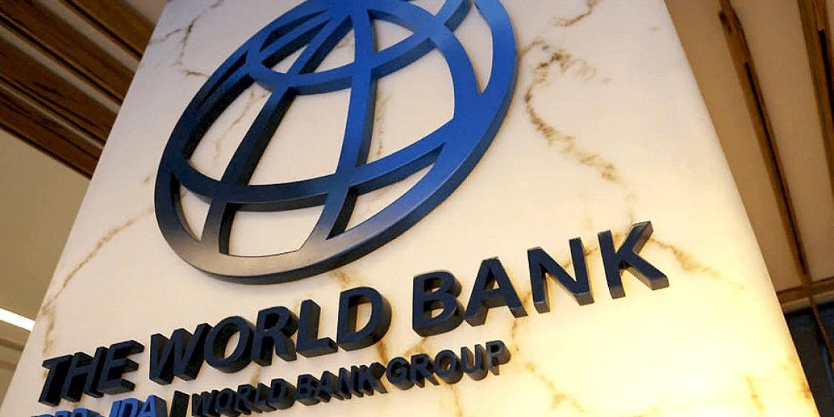 Relatório do Banco Mundial aponta queda drástica da extrema pobreza no Brasil