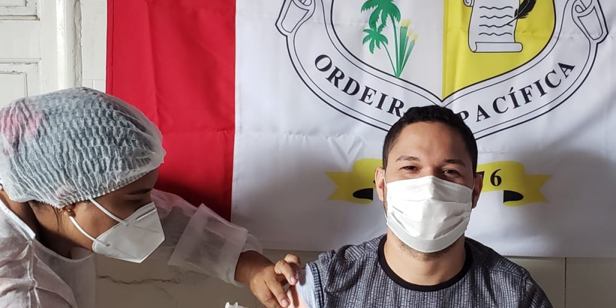 Vacinação de profissionais da saúde iniciou em Gonçalves Dias