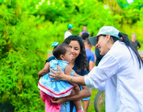 Deputada Daniella tem lei sancionada e Maranhão institui Semana da Maternidade Atípica