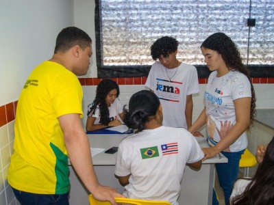 Prefeitura de Coelho Neto realiza mobilização para inscrição de jovens no Programa Transporte Universitário do Governo do Estado 