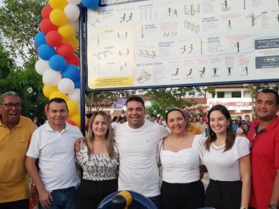 Prefeitura de Gonçalves Dias entrega Praça João Afonso Cardoso totalmente reformada