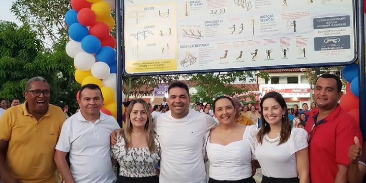 Prefeitura de Gonçalves Dias entrega Praça João Afonso Cardoso totalmente reformada