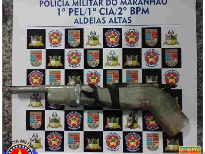 Polícia Militar recupera motocicleta roubada e apreende arma de fogo em Aldeias Altas 