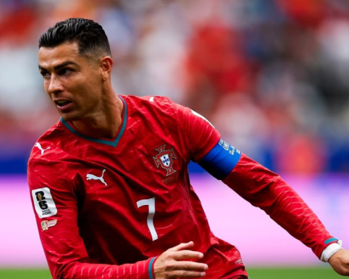 Cristiano Ronaldo supera Messi e é jogador mais bem pago do mundo; veja lista