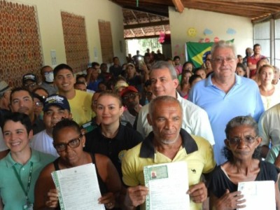 47 títulos de propriedade são entregues pela Prefeitura de Matões e o Incra no Povoado Onça
