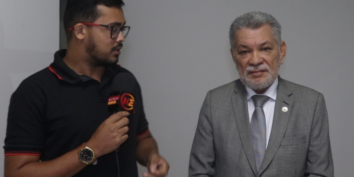 "Eu espero que o Ministério Público acorde, o prefeito brinca com a cara do povo" diz vereador Catulé