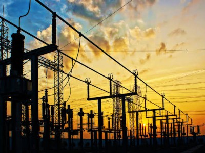 Está suspenso o corte de energia de famílias de baixa renda até setembro 