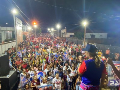 Candidata a deputada estadual, Cláudia Coutinho inaugura comitê central em Matões