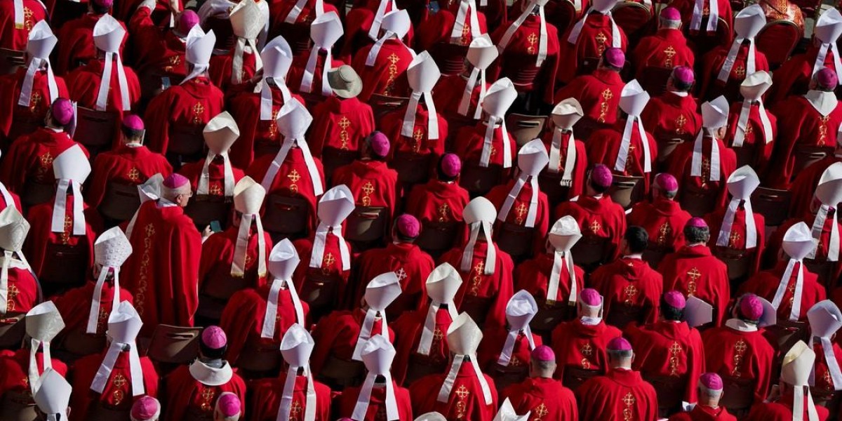 Comissão do Vaticano proíbe mulheres de se tornarem diáconas