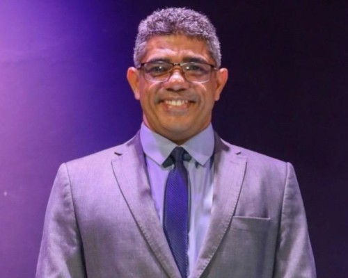 Uilma Resende consolida liderança inédita ao conquistar quinto mandato no comando da Câmara de Timon