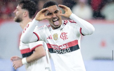 Flamengo dispara no Brasileirão e amplia favoritismo sobre o Palmeiras
