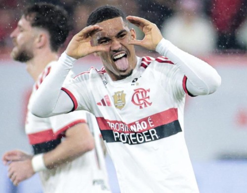 Flamengo dispara no Brasileirão e amplia favoritismo sobre o Palmeiras