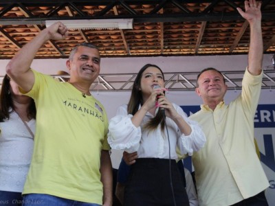 Comandante Schnneyder e vice-governador Carlos Brandão reúnem população e autoridades durante evento em Timon