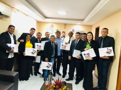 Câmara de Timon adquire novos computadores para gabinetes e para direção da Casa