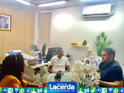 Prefeita Lacerda se reúne com engenheiro Fernando Fontelles da SINFRA e avança regularização de terras em São João do Sóter