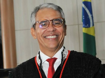 Presidente do TJ assume como governador interino na manhã desta quarta-feira