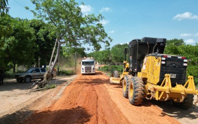 Estrada do Centro do Adilino recebe obra estruturante na gestão do prefeito Nonatinho