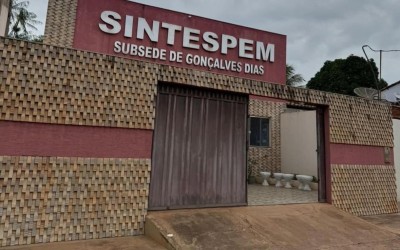 Atraso salarial expõe silêncio do SINTESPEM e aumenta tensão entre servidores de Gonçalves Dias