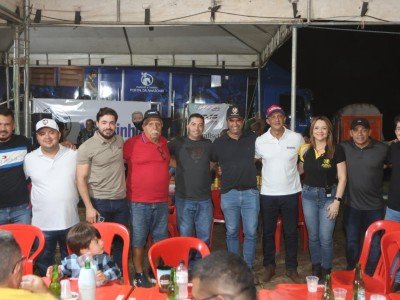 Prefeito Nonatinho prestigia  a 2ª Vaquejada do Parque Dr. Mário Carvalho