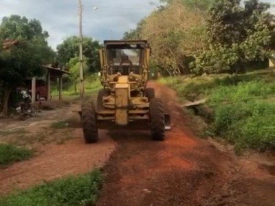 Prefeitura inicia recuperação de diversos trechos de estradas da zona rural de Matões
