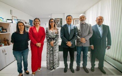 Deputada Abigail e prefeito Rigo Teles visitam UEMA de Barra do Corda e solicitam novos cursos para o município 