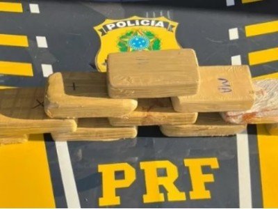 PRF apreende carga de cocaína avaliada em R$ 1,2 milhão dentro de um ônibus em Açailândia