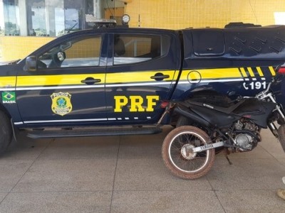 PRF recupera motocicleta roubada em Caxias