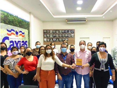 Equatorial Maranhão entrega para Prefeitura de Caxias placa de reconhecimento pelo desempenho no programa Tarifa Social de Energia elétrica